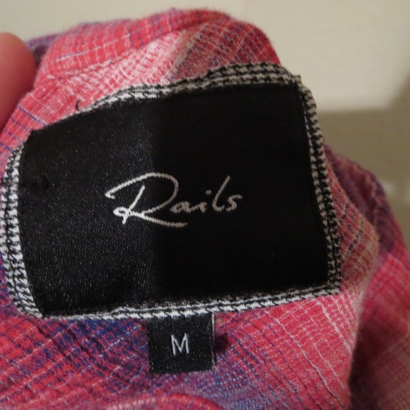 Rails Devyn crinkle plaid button down shirt top - Picture 4 of 5